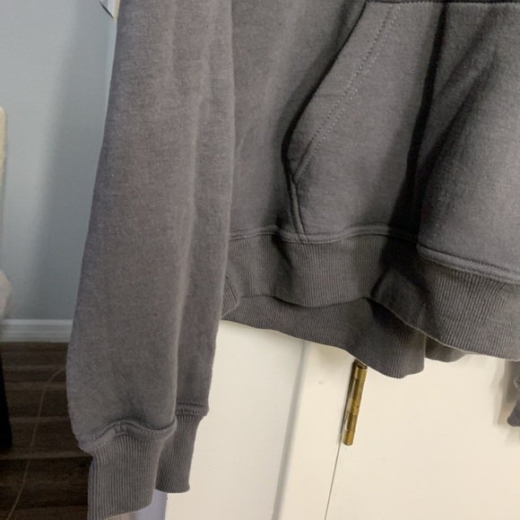 Steady Hands Snarling Hand Shadow Dog Sweatshirt - Picture 4 of 9